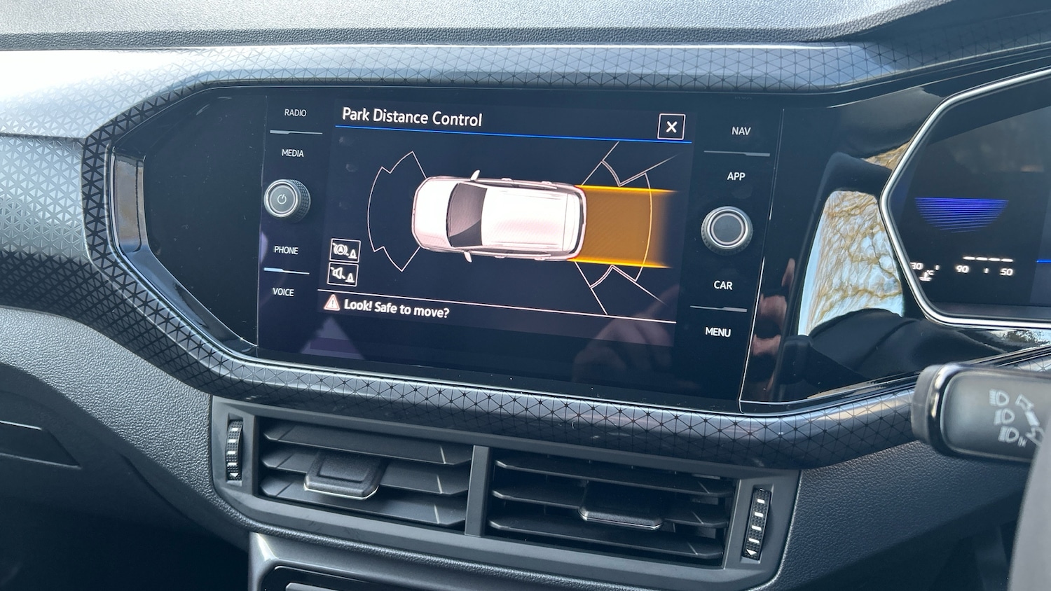 Used Volkswagen T-Cross 2023 for sale - 77121197: Photo 30