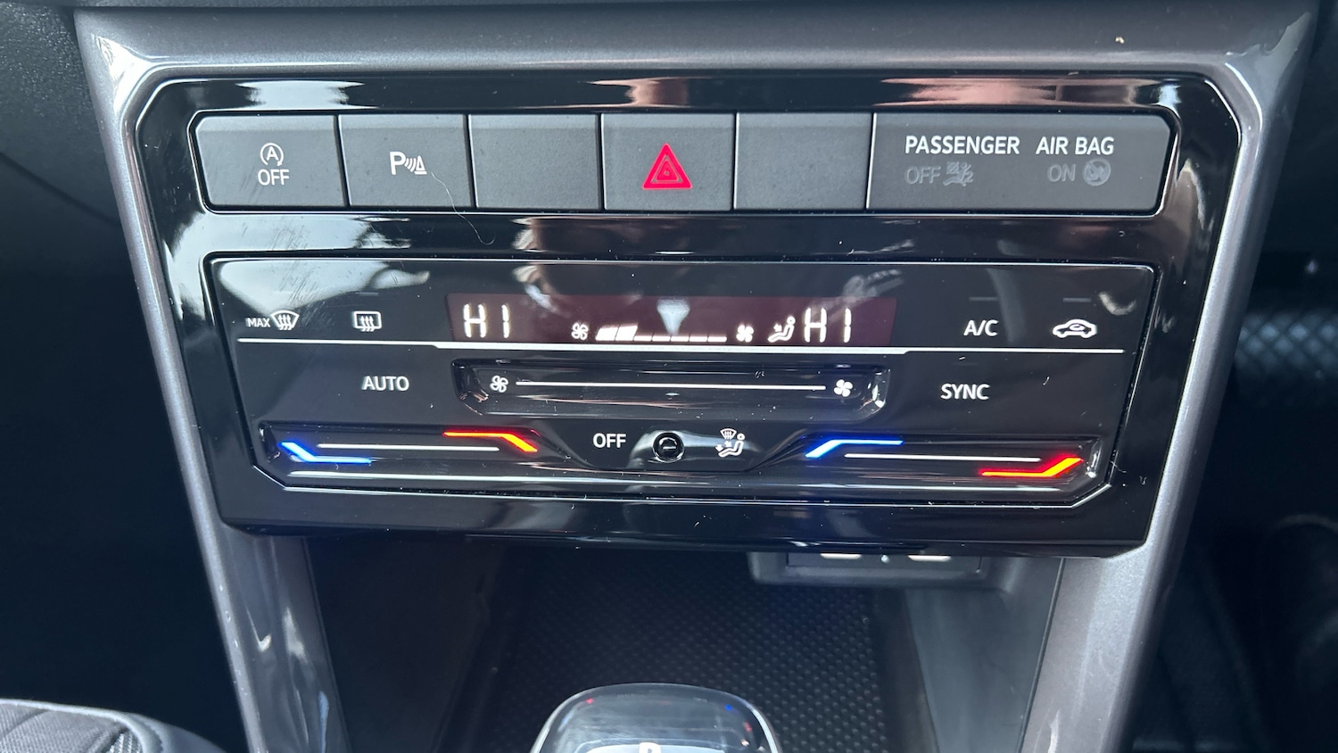 Used Volkswagen T-Cross 2023 for sale - 77121197: Photo 41