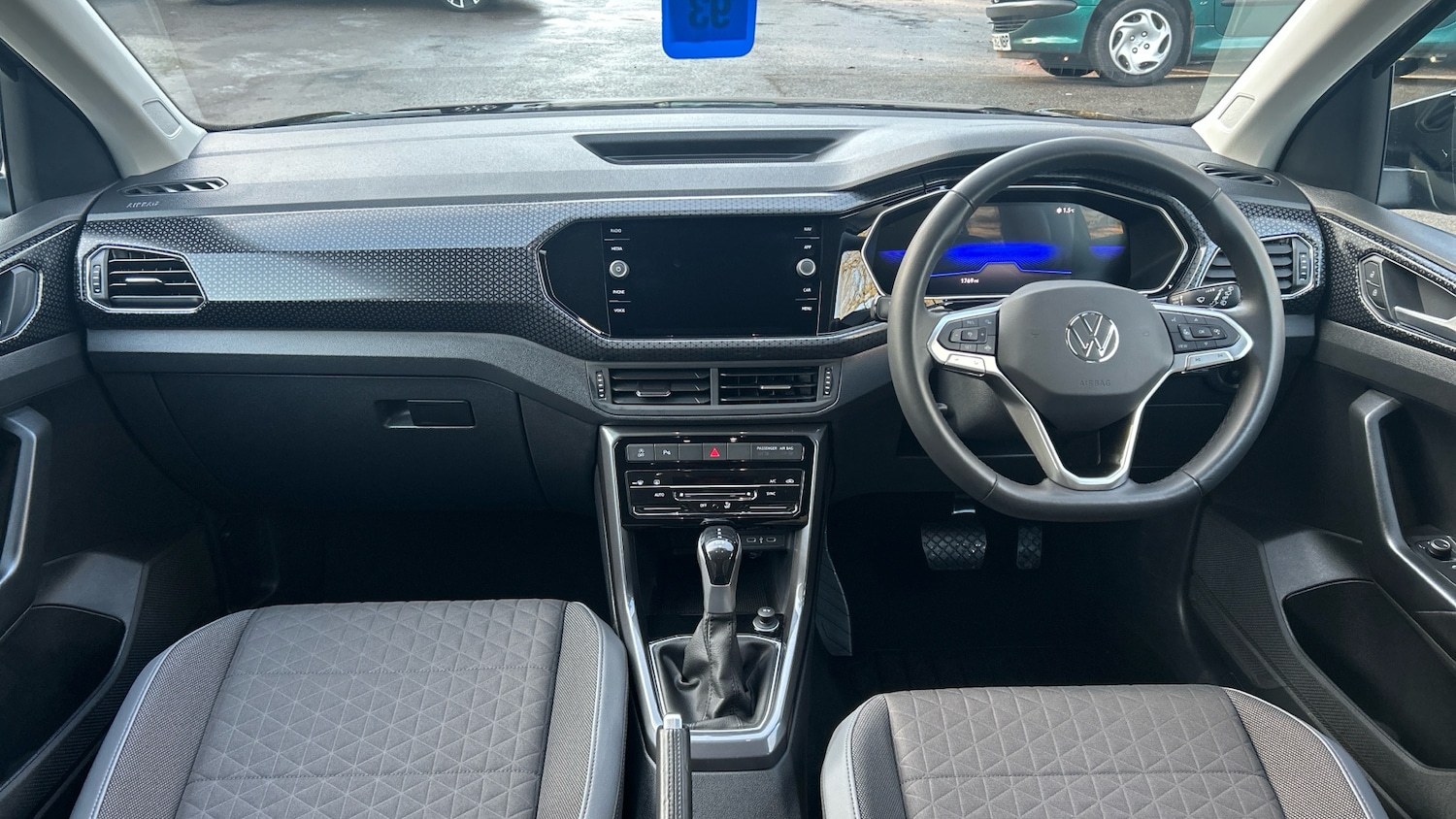Used Volkswagen T-Cross 2023 for sale - 77121197: Photo 5