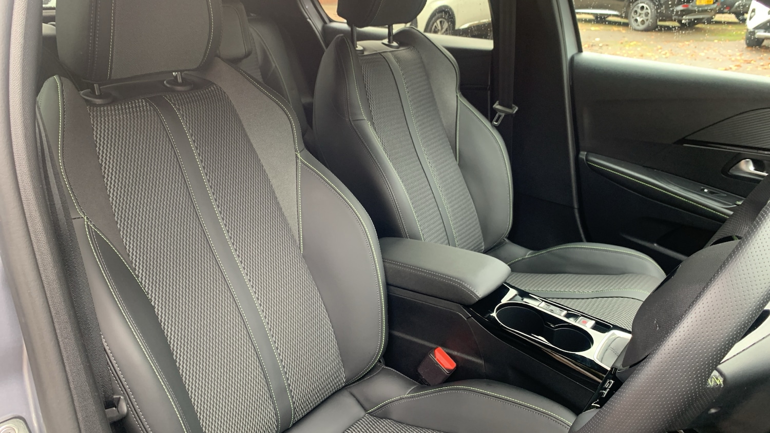 Used Peugeot 208 2024 for sale - 76500505: Photo 41