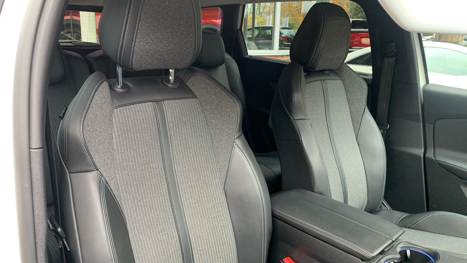 Used Peugeot 5008 2021 for sale - 76248430: Photo 42