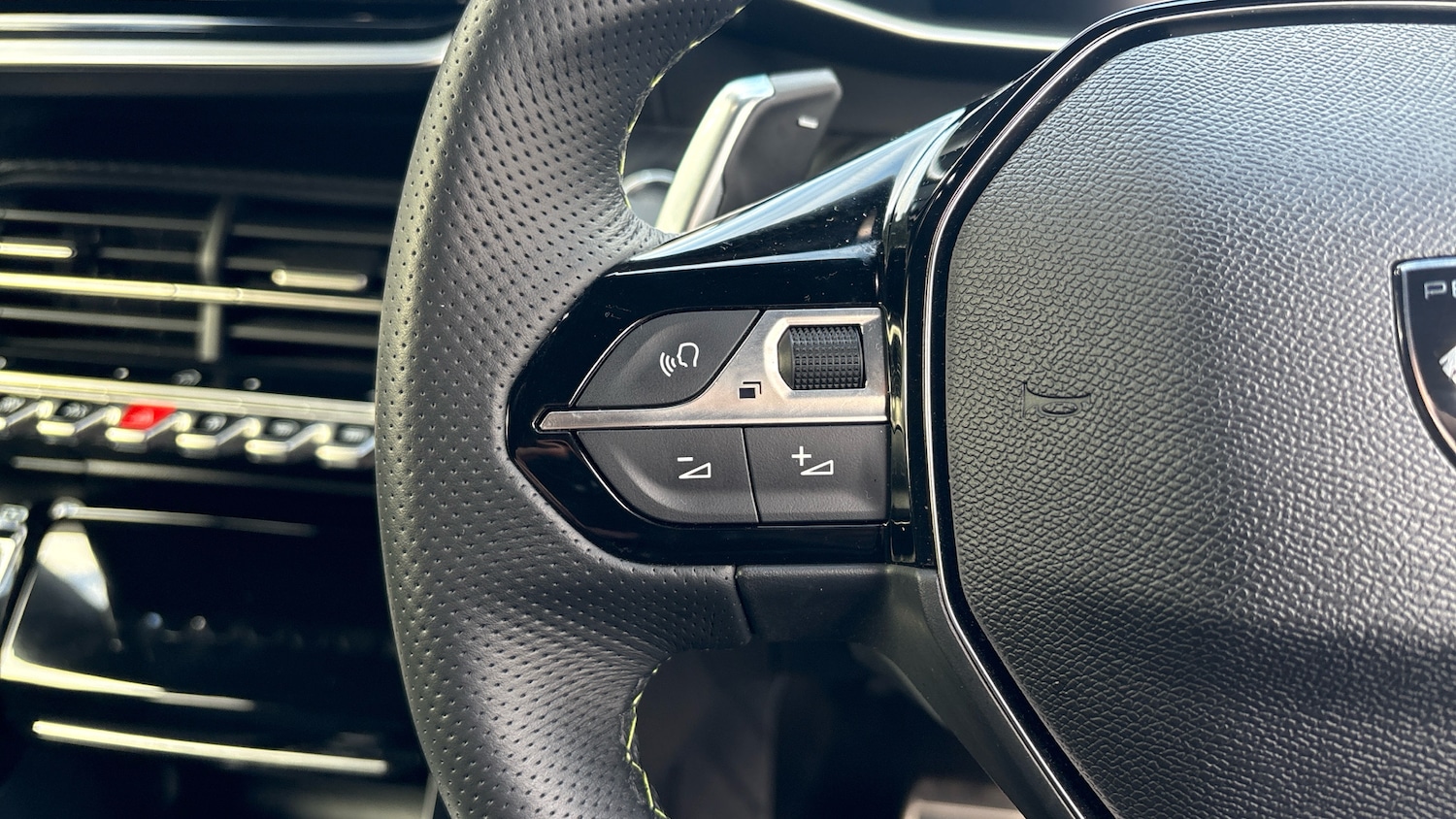 Used Peugeot 2008 2025 for sale - 77613573: Photo 23