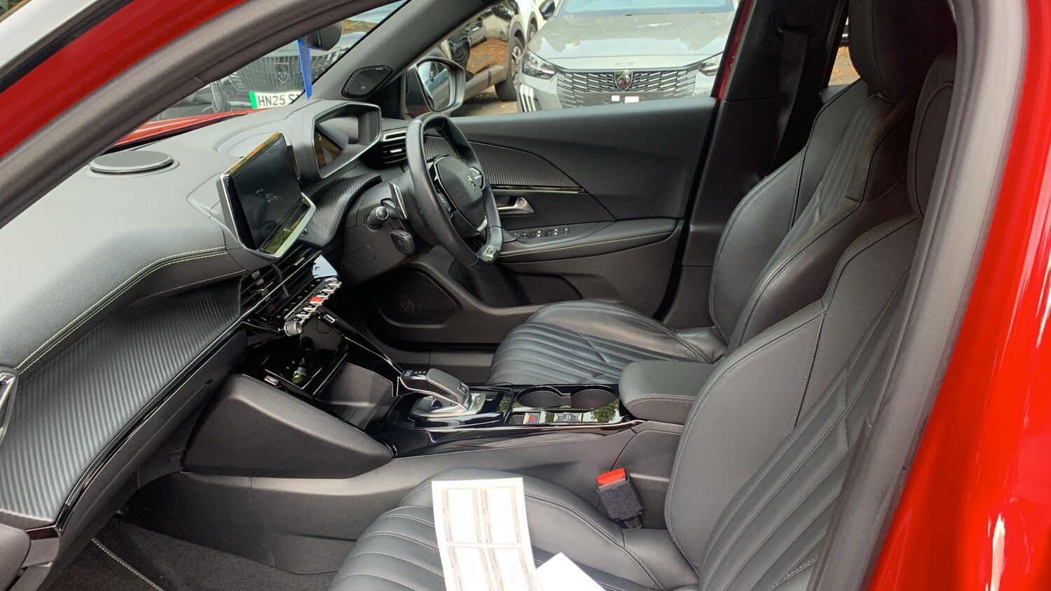 Used Peugeot 2008 2020 for sale - 76260937: Photo 12