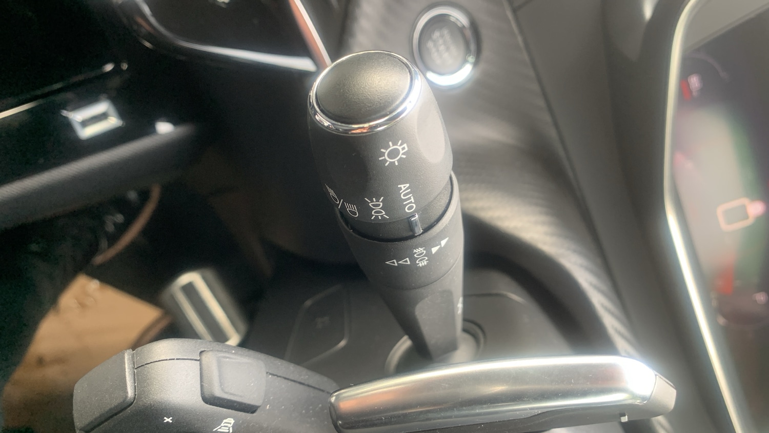 Used Peugeot 2008 2020 for sale - 76260937: Photo 27