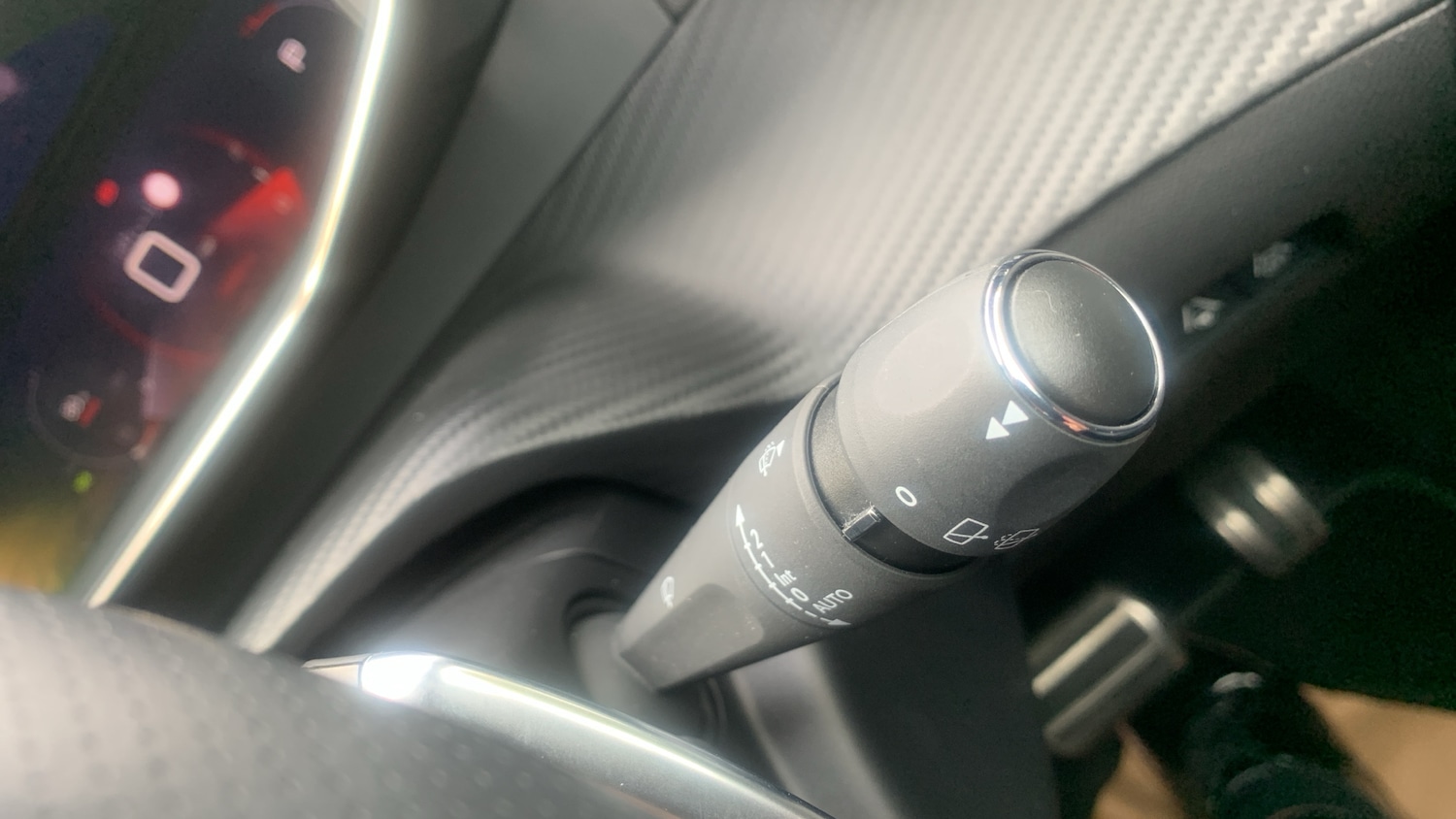 Used Peugeot 2008 2020 for sale - 76260937: Photo 28