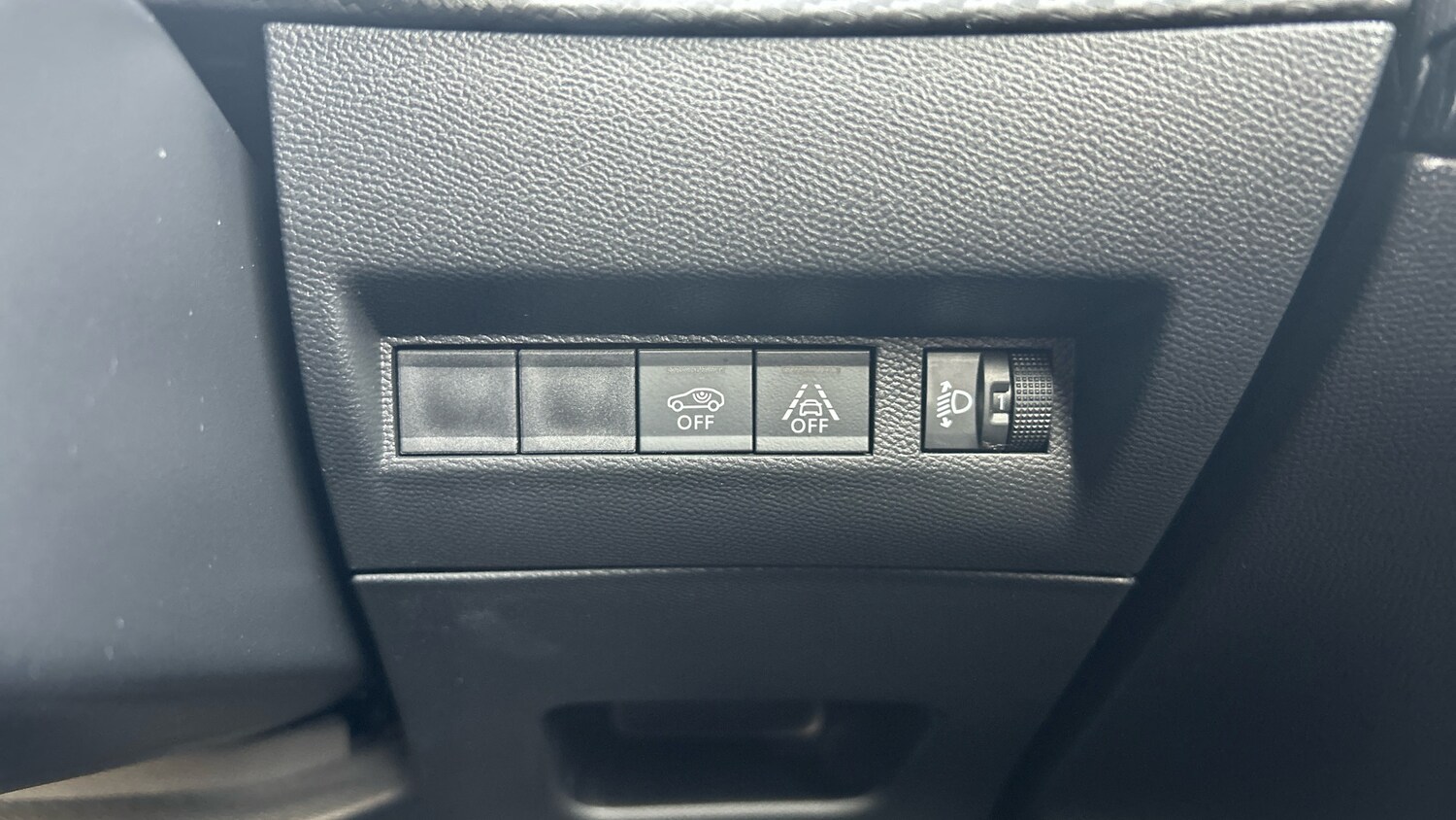 Used Peugeot 2008 2023 for sale - 77613599: Photo 34