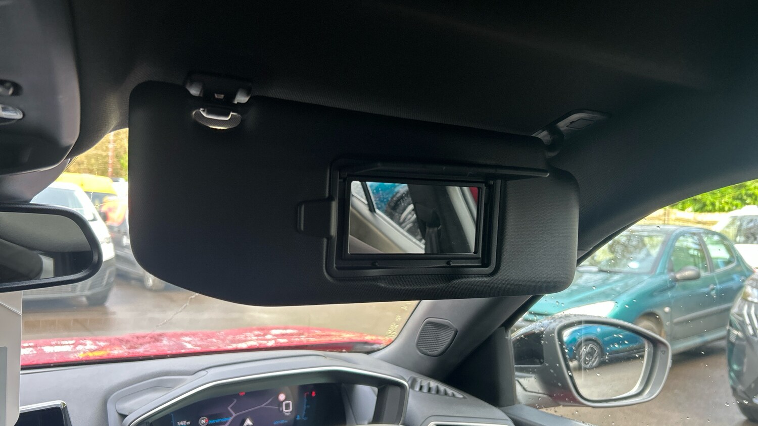 Used Peugeot 2008 2023 for sale - 77613599: Photo 37