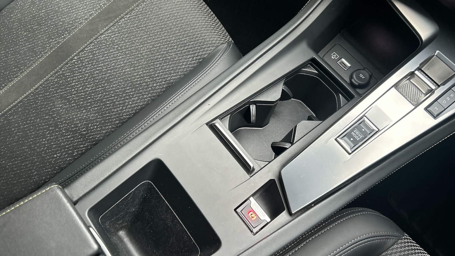 Used Peugeot 408 2025 for sale - 77145147: Photo 22