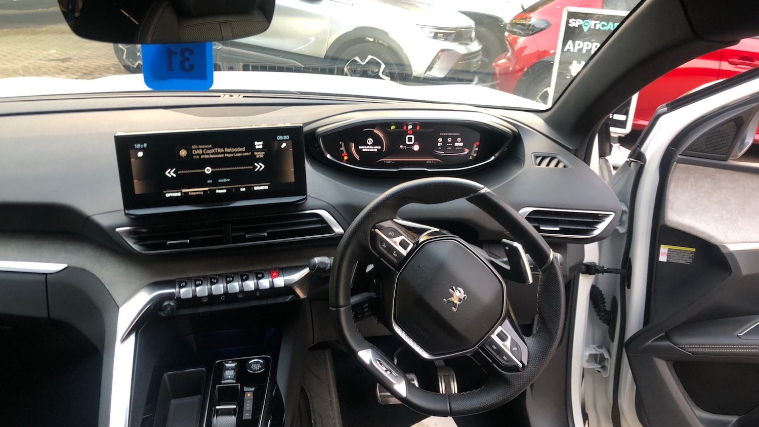 Used Peugeot 3008 2024 for sale - 76410183: Photo 11