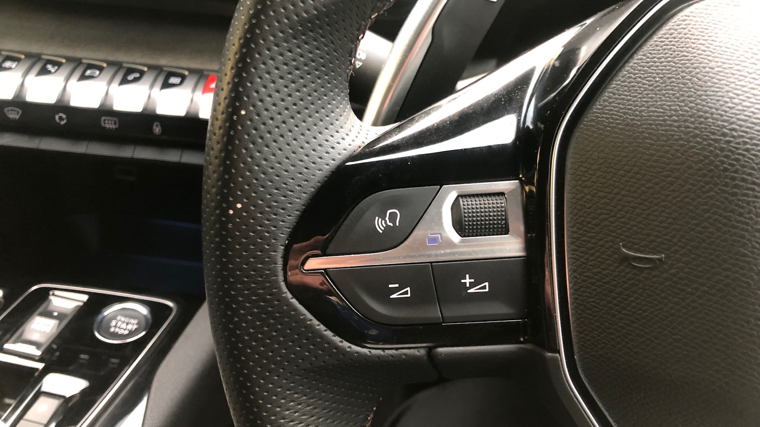 Used Peugeot 3008 2024 for sale - 76410183: Photo 23