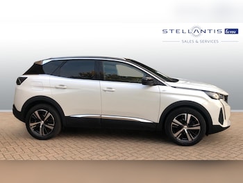Used Peugeot 3008 2024 for sale - 76410183: Photo
