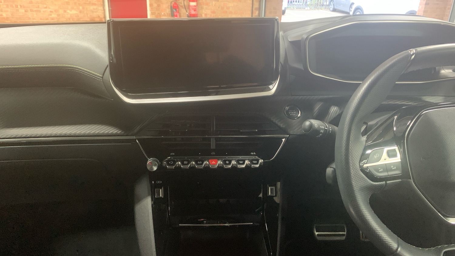 Used Peugeot 2008 2025 for sale - 76574379: Photo 10