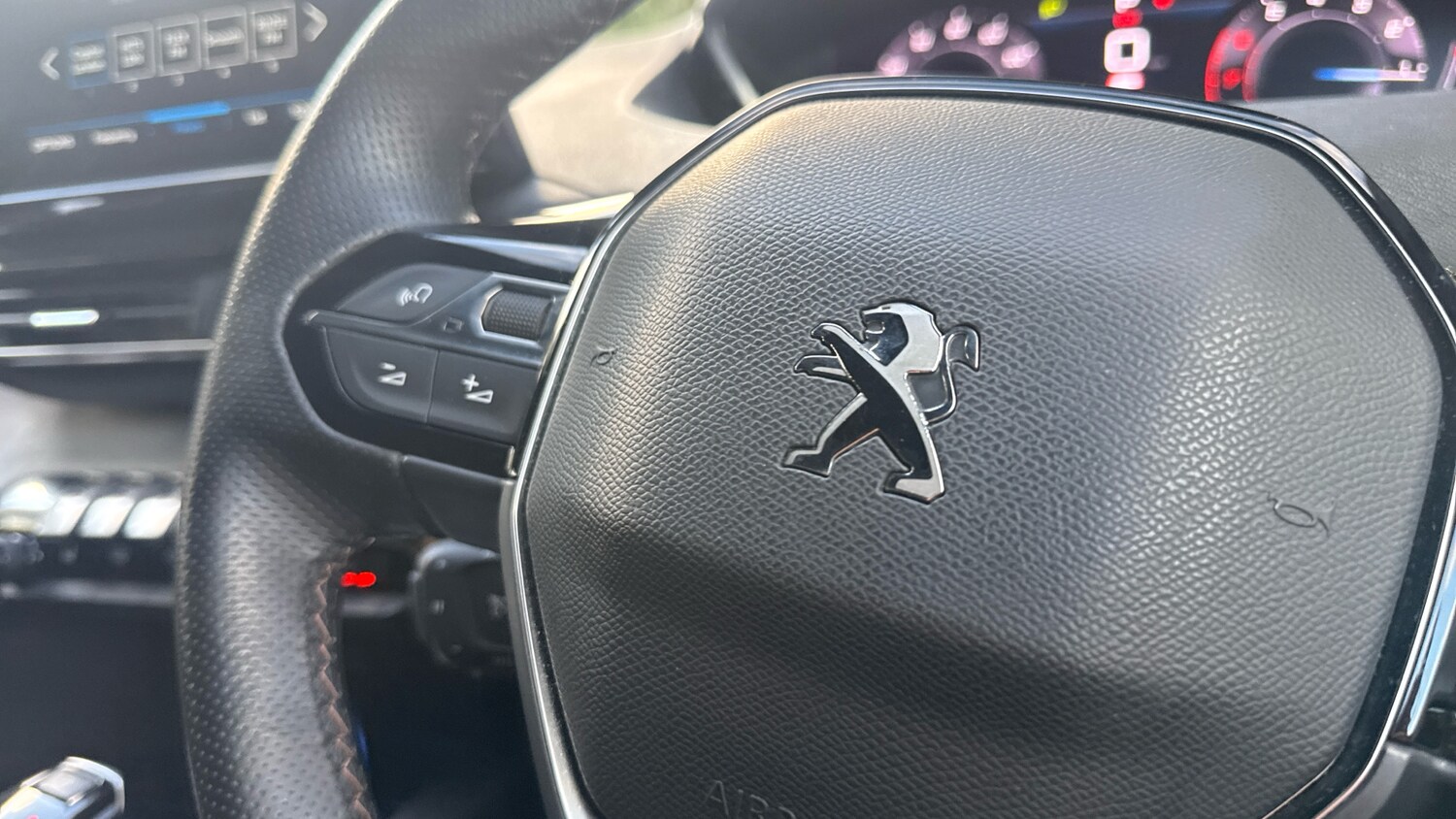 Used Peugeot 3008 2021 for sale - 76086020: Photo 18