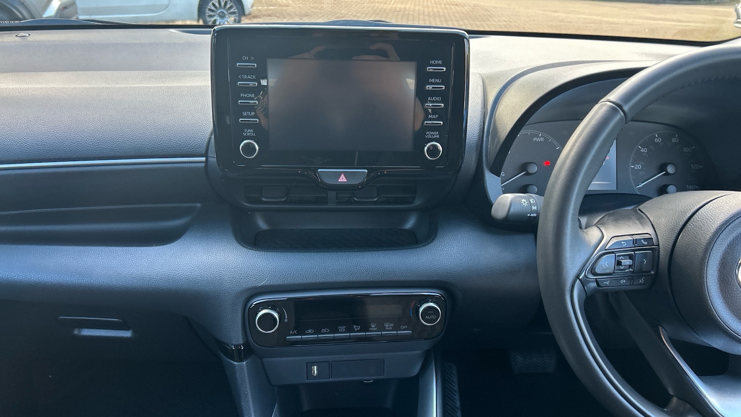 Used Toyota Yaris 2023 for sale - 77412865: Photo 10