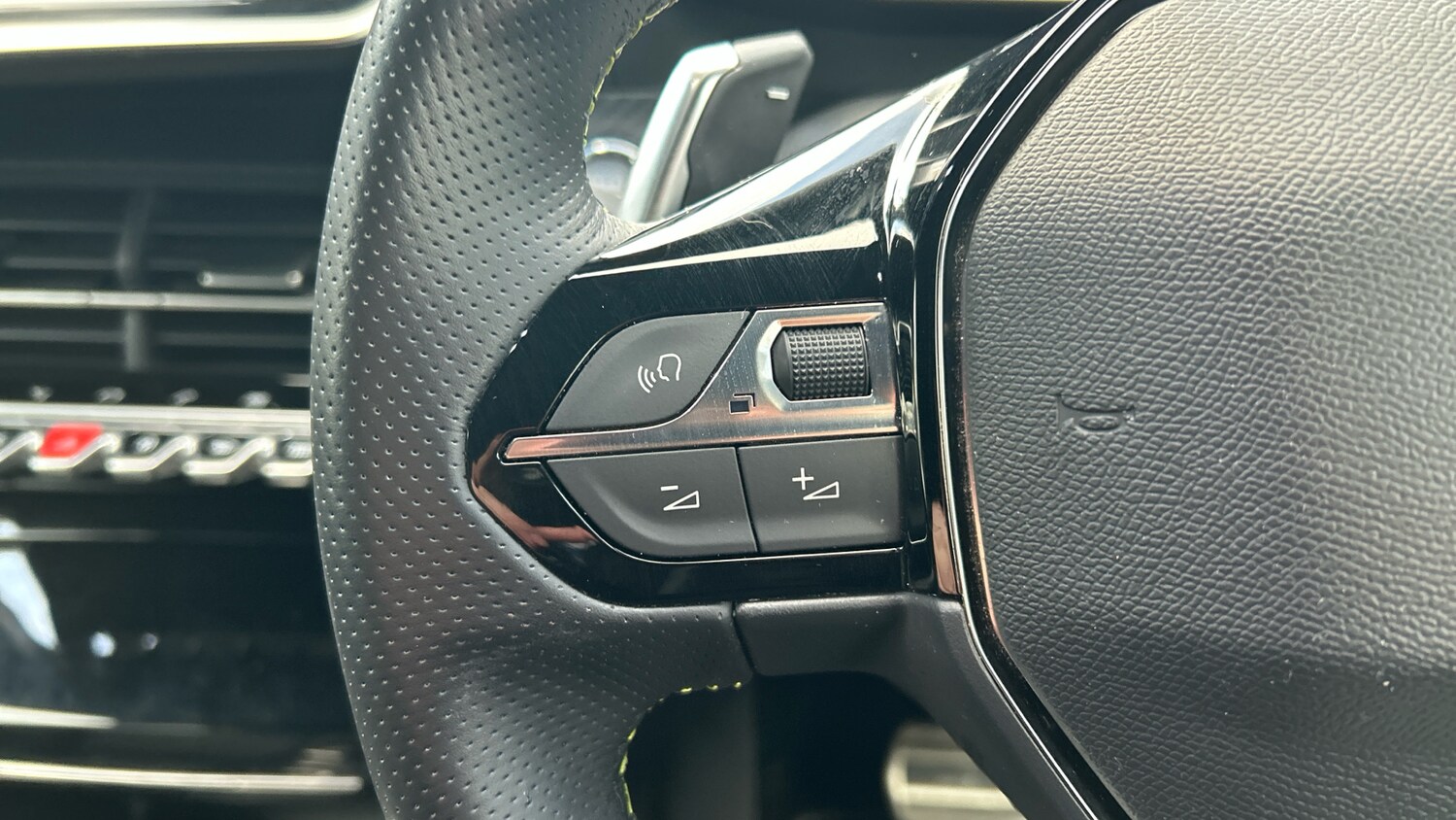 Used Peugeot 208 2023 for sale - 77292657: Photo 23