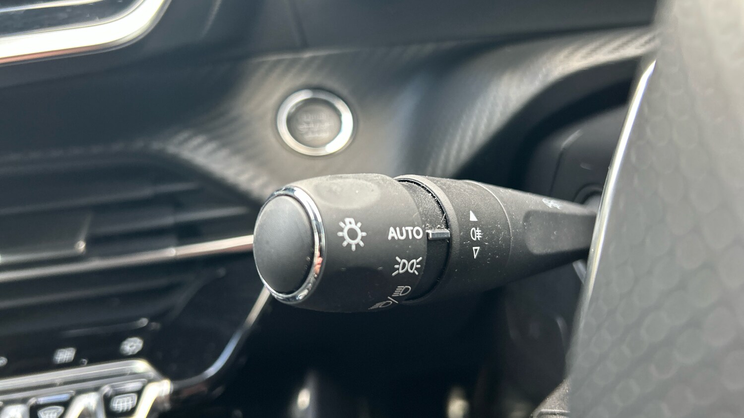 Used Peugeot 208 2023 for sale - 77292657: Photo 27