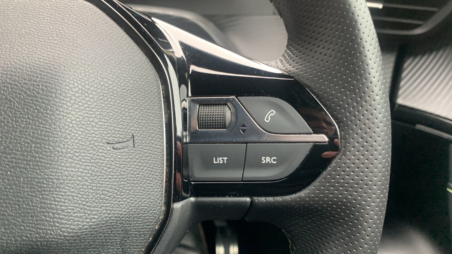 Used Peugeot 2008 2022 for sale - 76937136: Photo 24