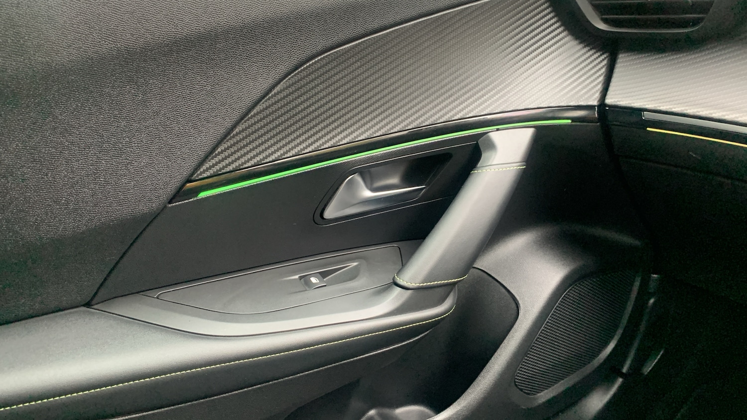 Used Peugeot 2008 2022 for sale - 76937136: Photo 41