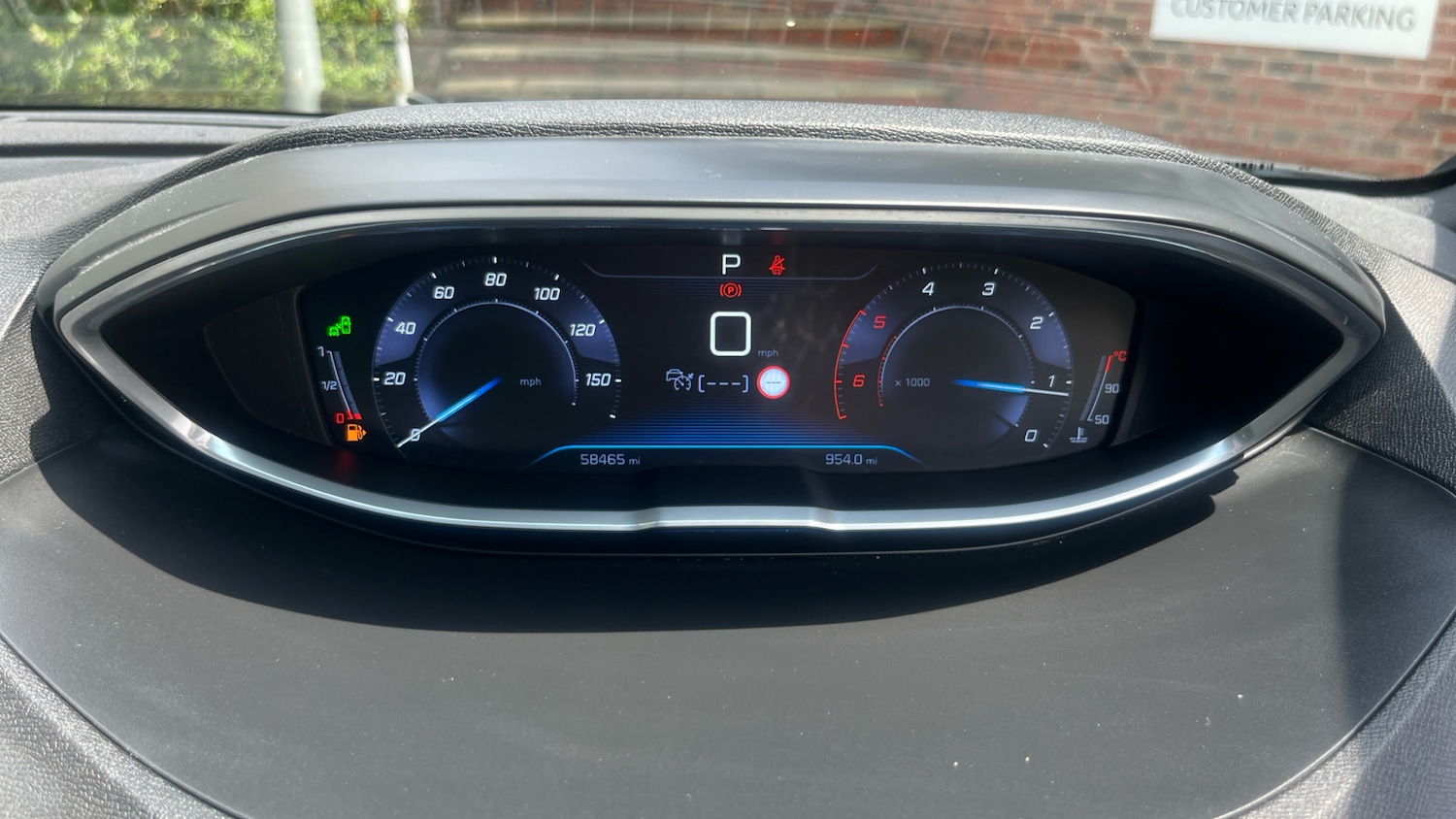 Used Peugeot 3008 2017 for sale - 76327677: Photo 13