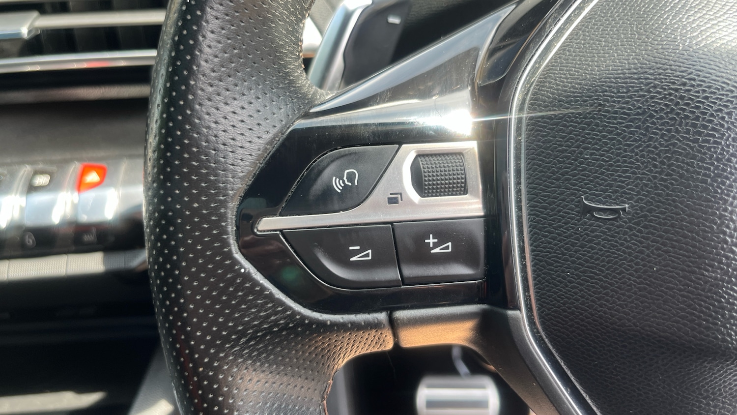 Used Peugeot 3008 2017 for sale - 76327677: Photo 23