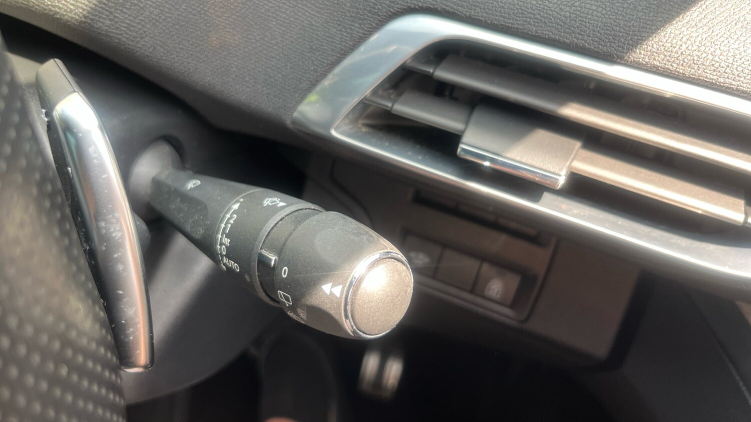 Used Peugeot 3008 2017 for sale - 76327677: Photo 28