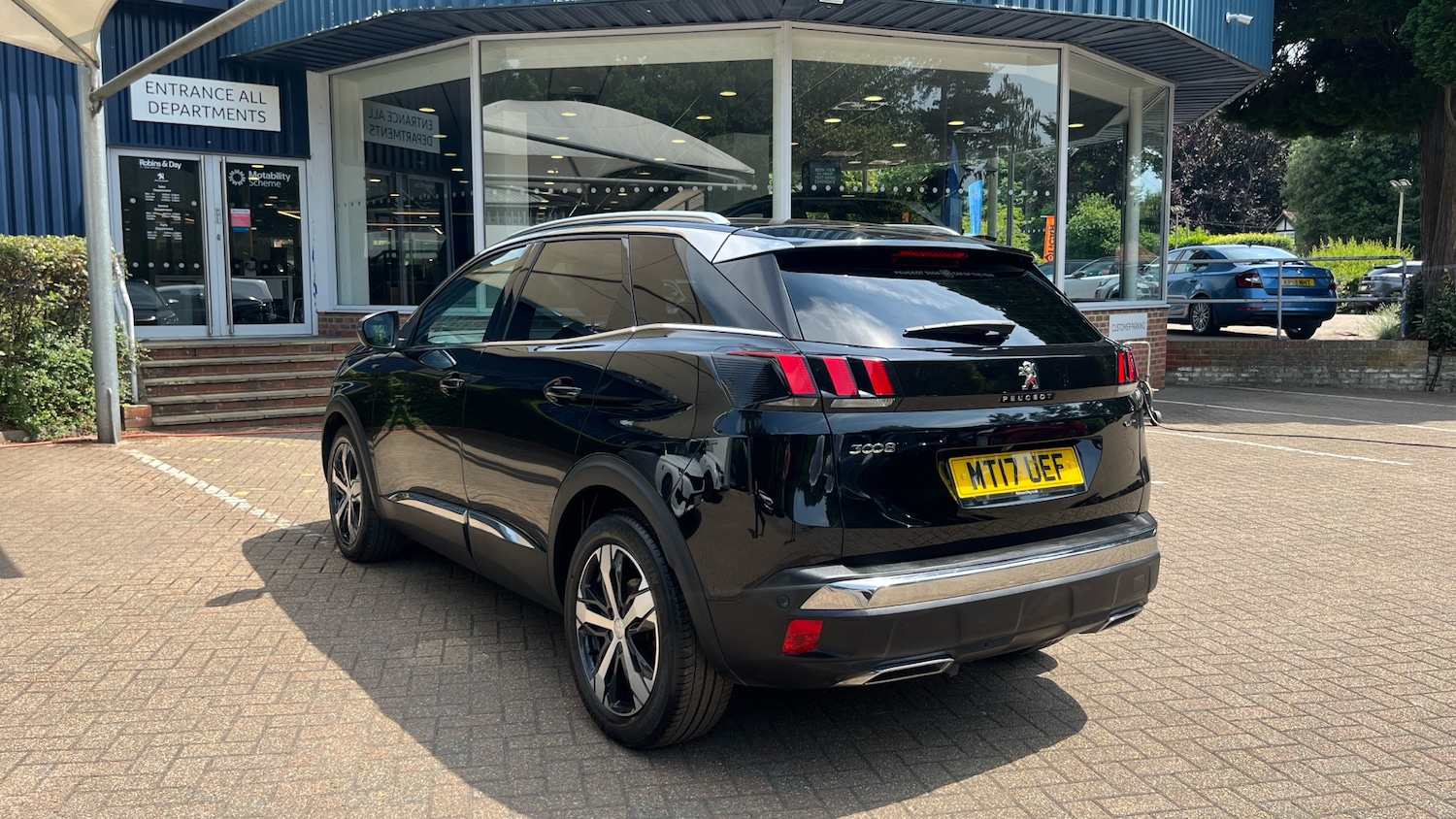 Used Peugeot 3008 2017 for sale - 76327677: Photo 5