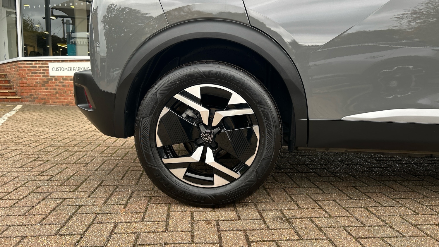 Used Peugeot 2008 2024 for sale - 76241058: Photo 16