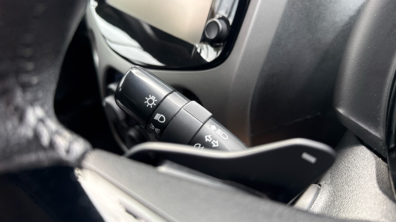 Used Peugeot 108 2017 for sale - 76043894: Photo 27