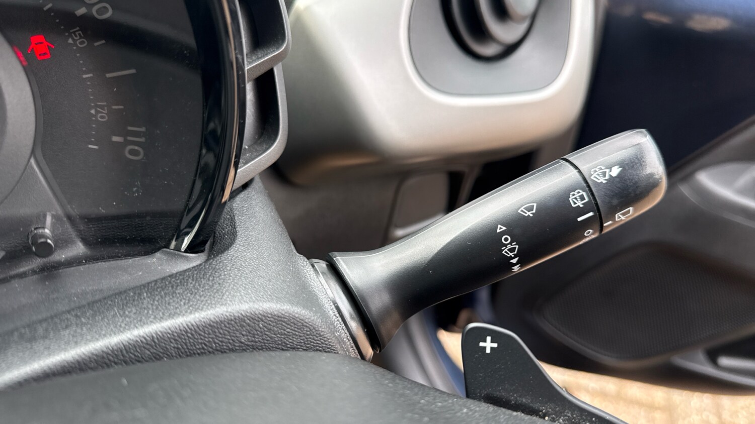 Used Peugeot 108 2017 for sale - 76043894: Photo 28