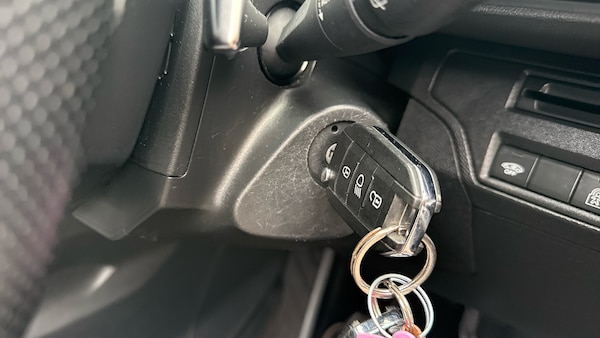 Used Peugeot 3008 2020 for sale - 76033038: Photo 40