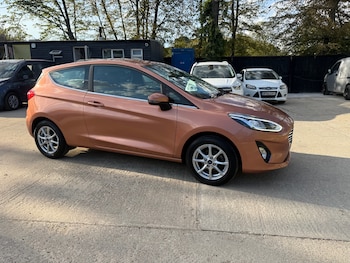 Used Ford Fiesta 2018 for sale - 79451724: Photo
