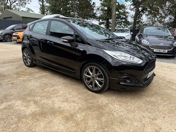 Used Ford Fiesta 2017 for sale - 79879943: Photo