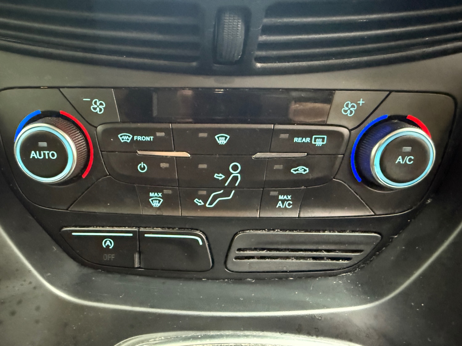 Used Ford Kuga 2017 for sale - 76317057: Photo 22