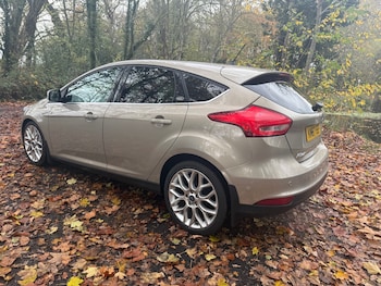Used Ford Focus 2017 for sale - 77091935: Photo