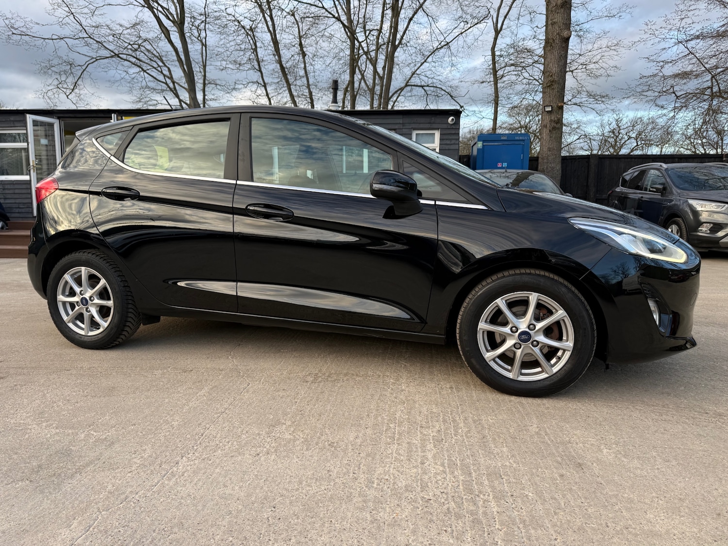 Used Ford Fiesta 2018 for sale - 77821826: Photo 3