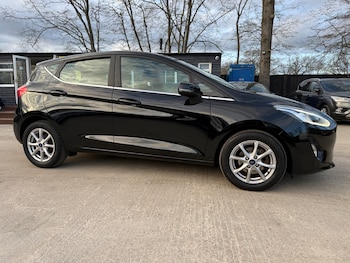 Used Ford Fiesta 2018 for sale - 77821826: Photo