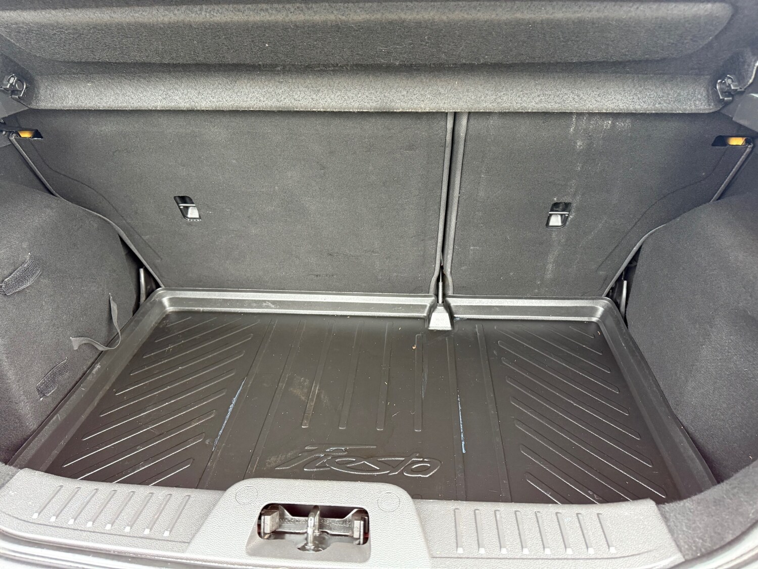 Used Ford Fiesta 2014 for sale - 77630959: Photo 22