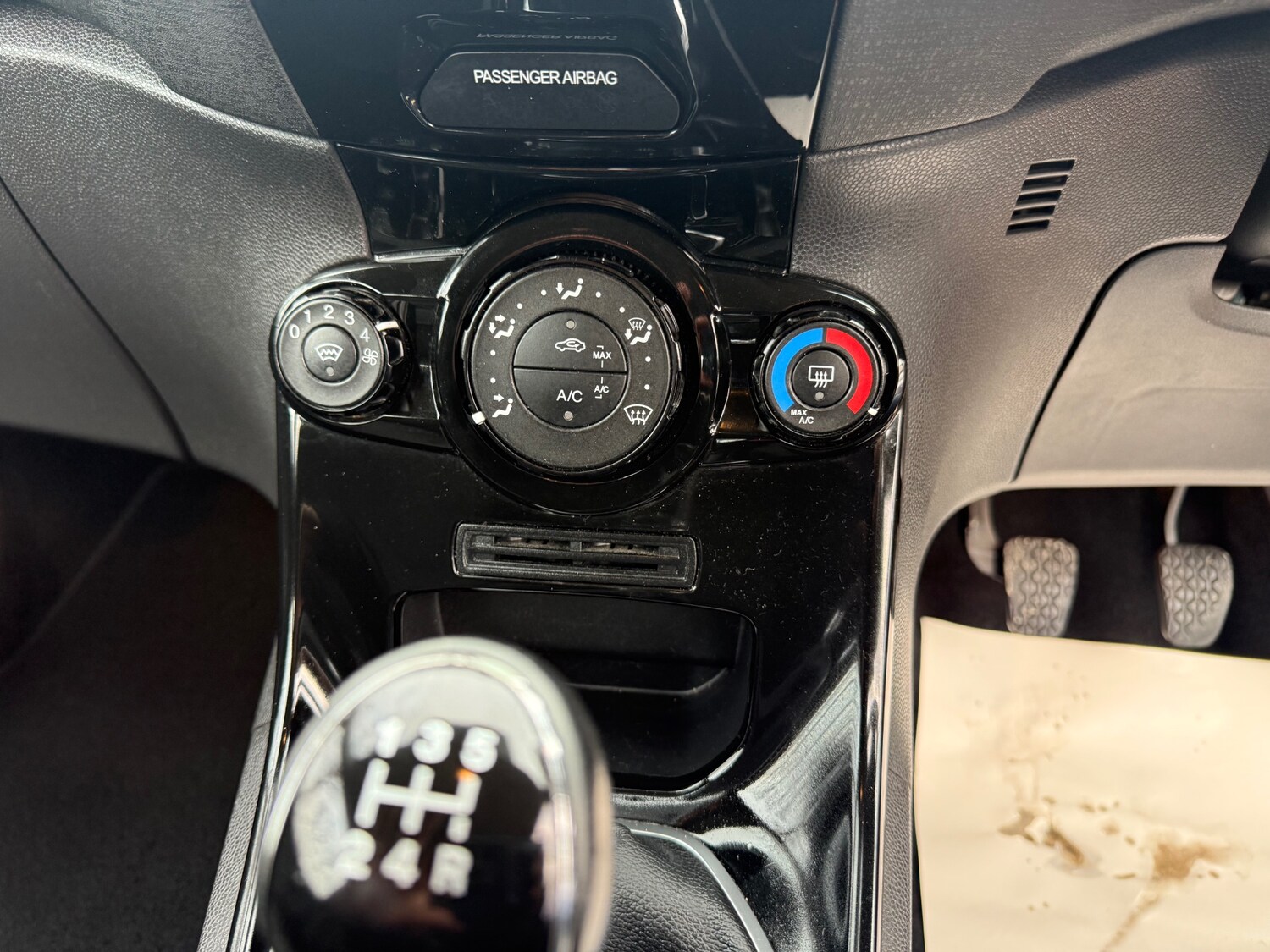 Used Ford Fiesta 2014 for sale - 77630959: Photo 30