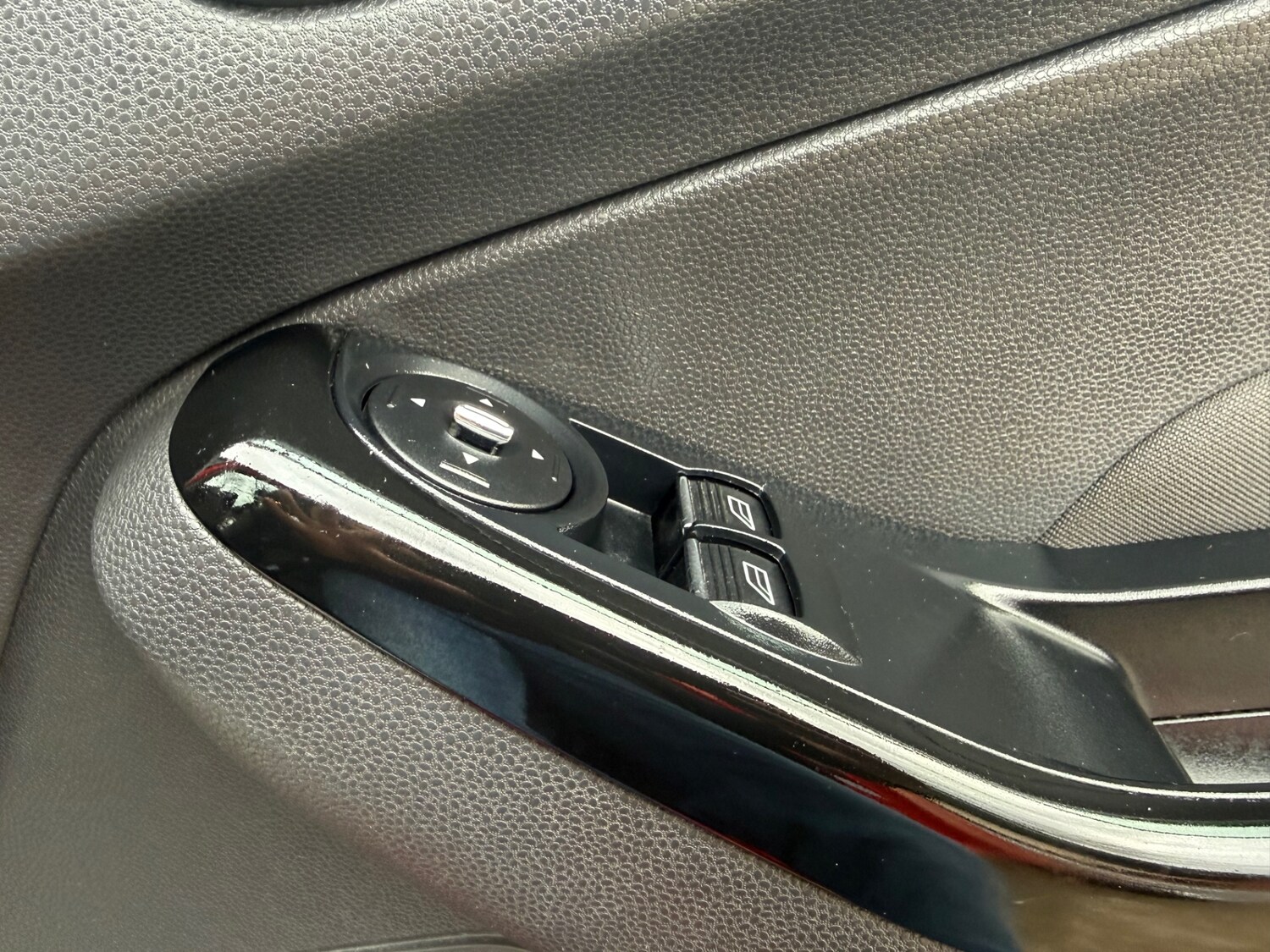 Used Ford Fiesta 2014 for sale - 77630959: Photo 34