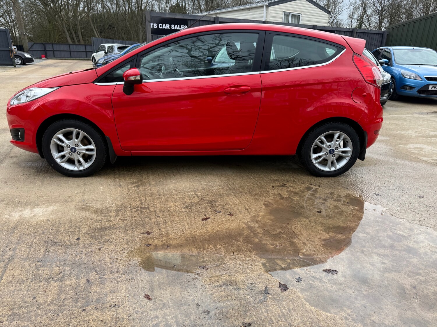 Used Ford Fiesta 2014 for sale - 77630959: Photo 9