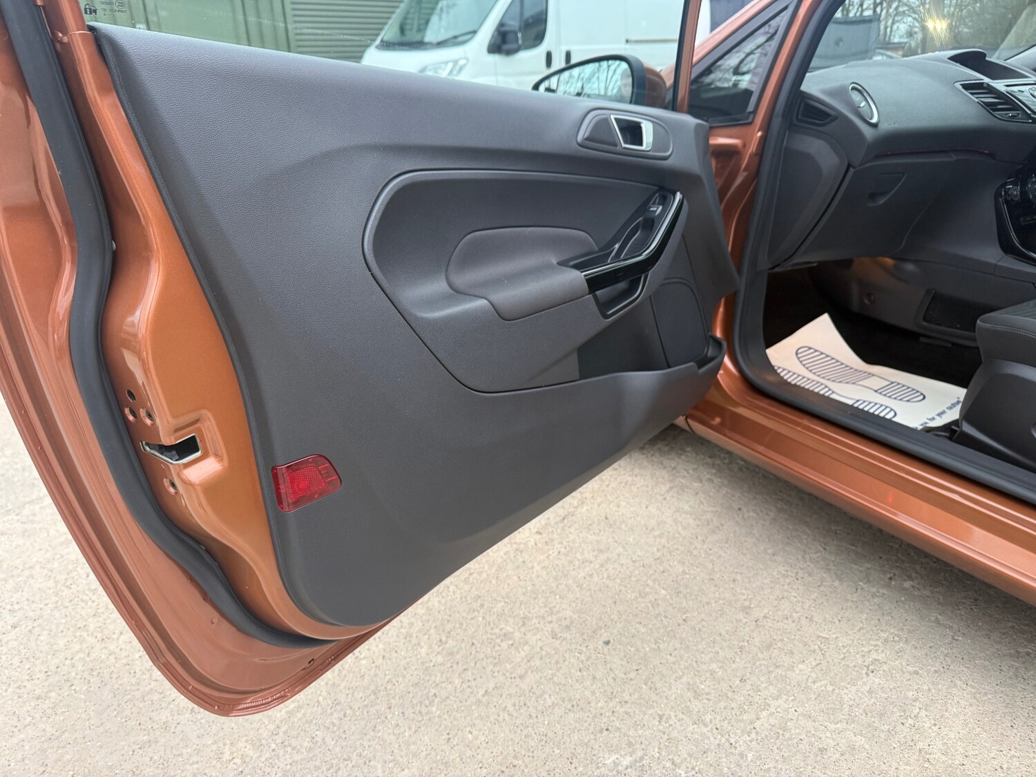 Used Ford Fiesta 2017 for sale - 77849006: Photo 21