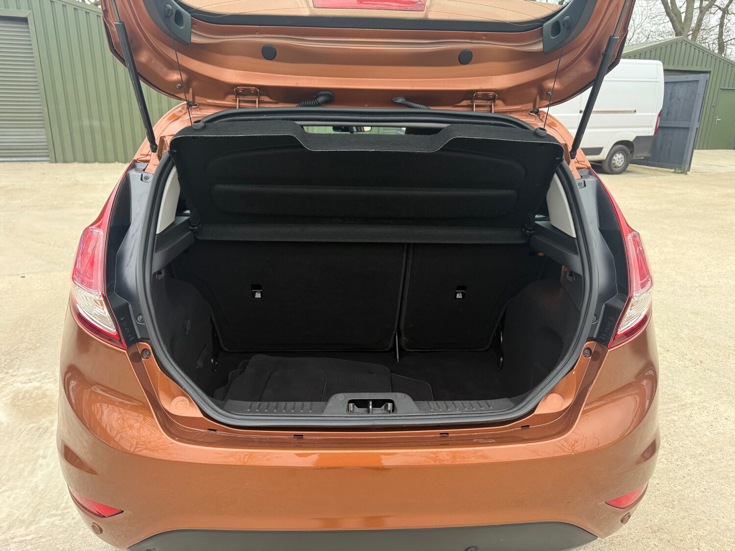 Used Ford Fiesta 2017 for sale - 77849006: Photo 22