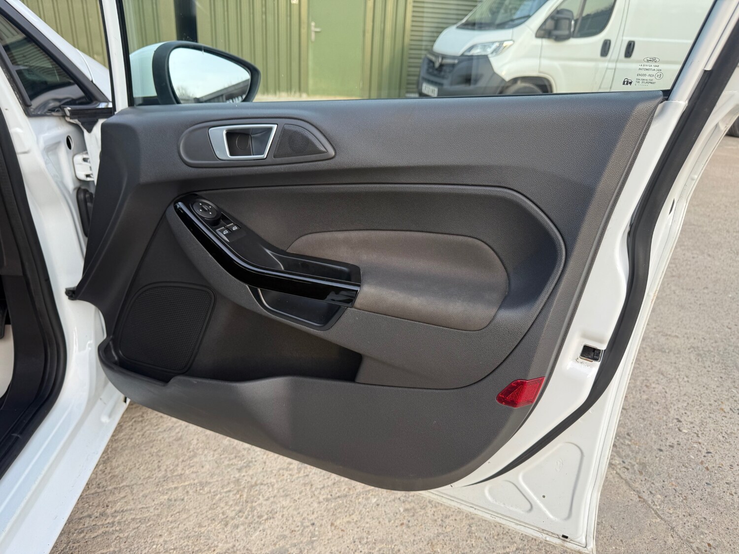 Used Ford Fiesta 2017 for sale - 77966538: Photo 33