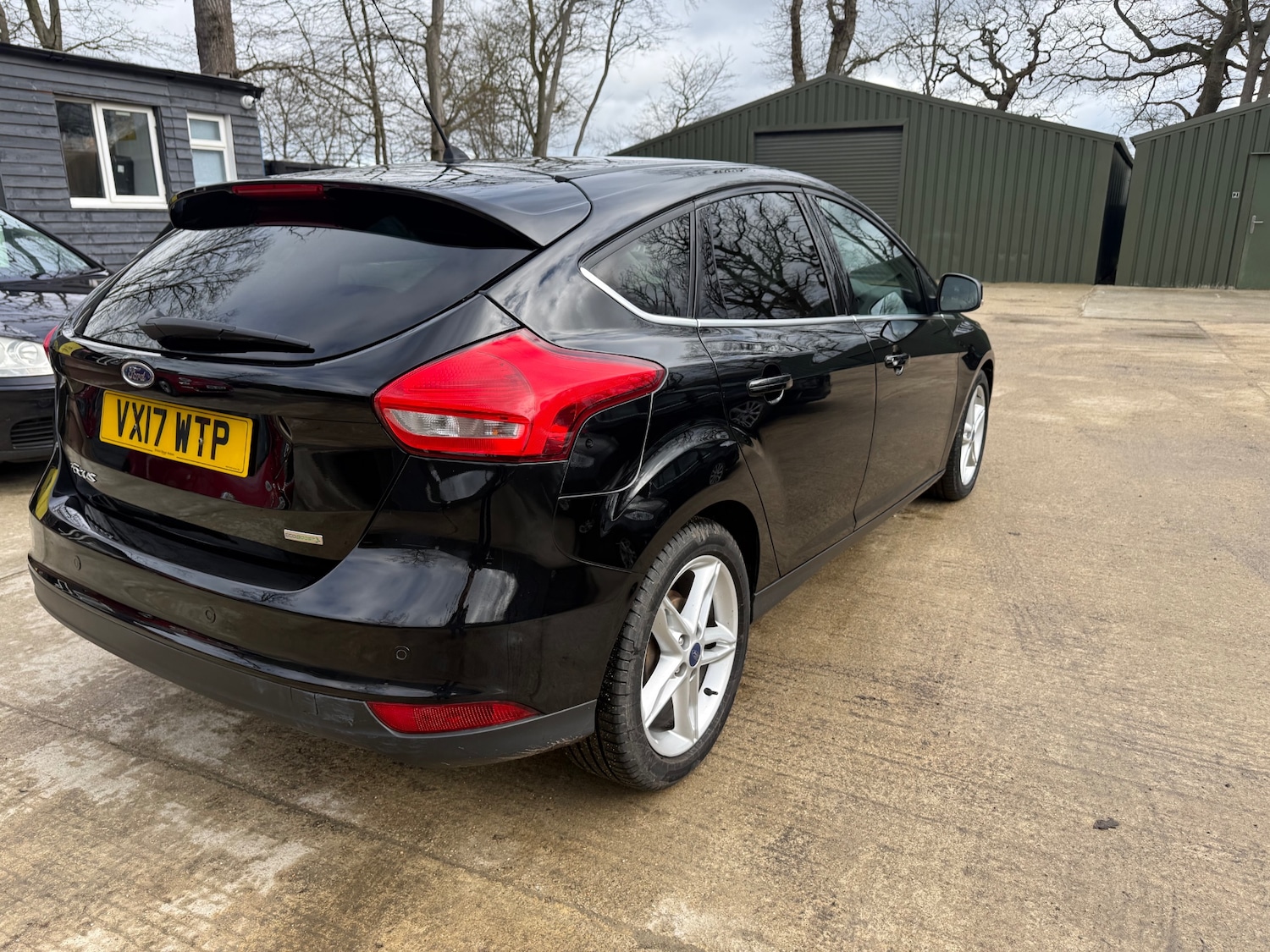 Used Ford Focus 2017 for sale - 77562773: Photo 4