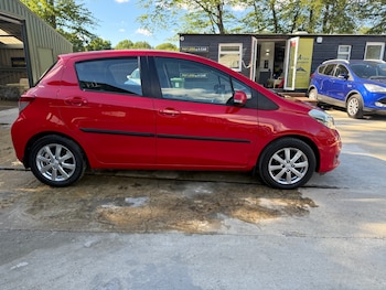Used Toyota Yaris 2011 for sale - 78886380: Photo