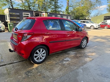Used Toyota Yaris 2011 for sale - 78886380: Photo