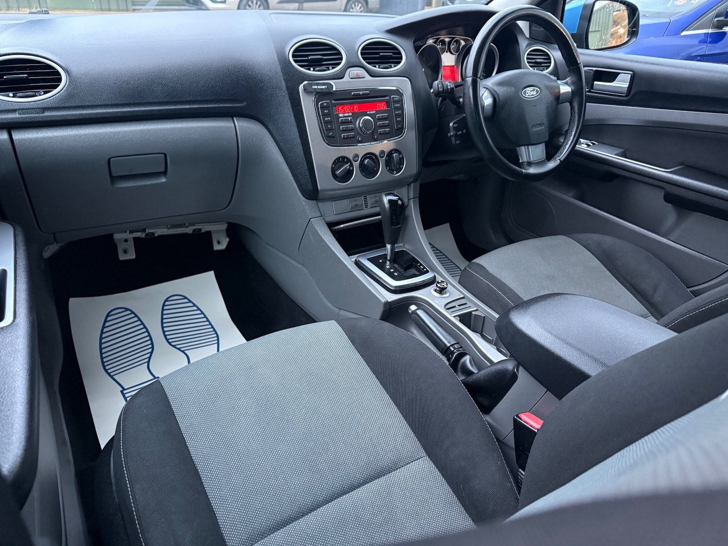 Used Ford Focus 2010 for sale - 77607842: Photo 21