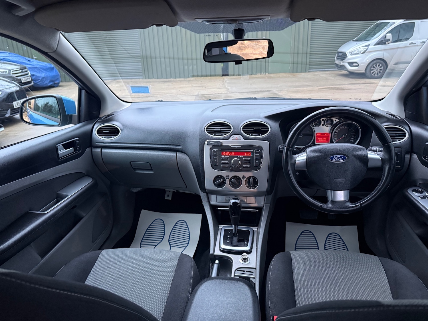 Used Ford Focus 2010 for sale - 77607842: Photo 25