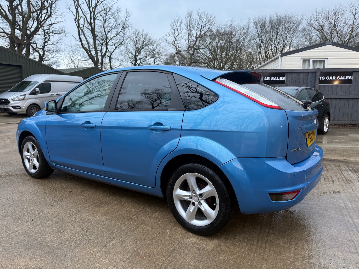 Used Ford Focus 2010 for sale - 77607842: Photo 9