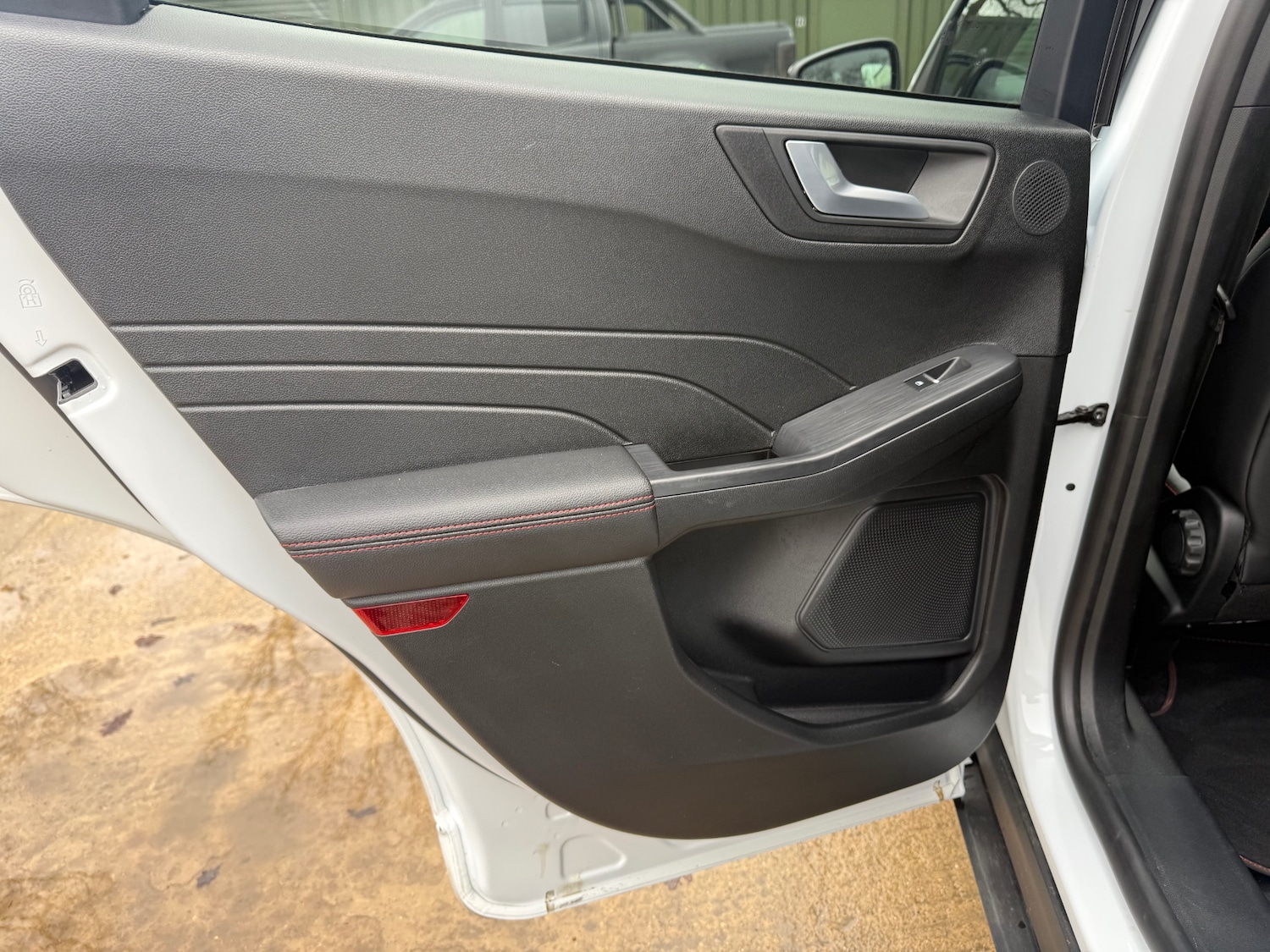 Used Ford Kuga 2024 for sale - 77631060: Photo 31